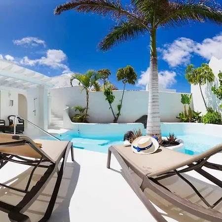 Sleeps 5 Pool Air Con Wifi T636554 Villa Corralejo